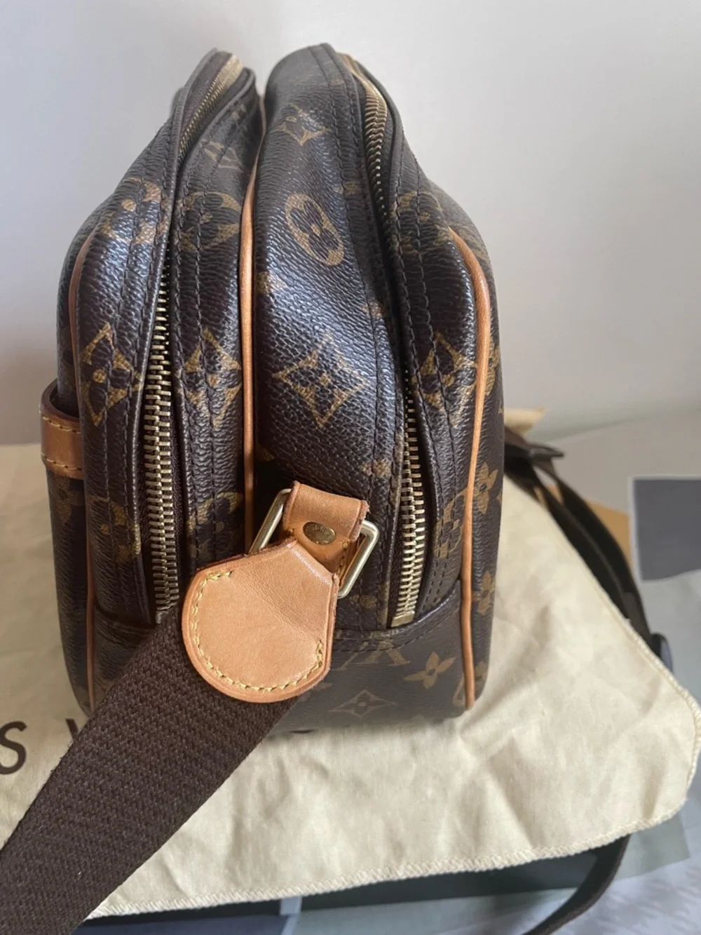 Louis Vuitton Monogram Reporter PM Crossbody Bag in Brown - Picture 3 of 7